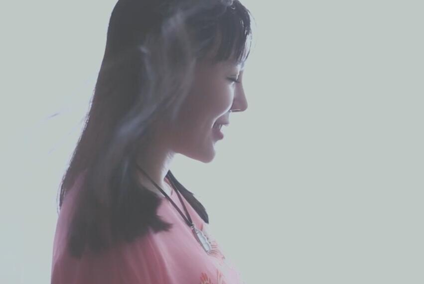 魏新雨《百花香》MTV【720P、1080P高清】 双版本