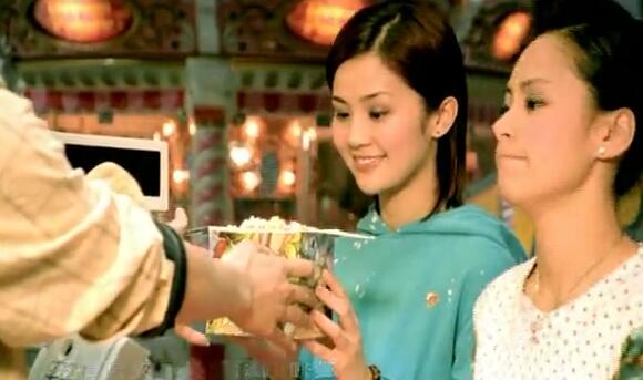 Twins – 星光游乐园 MV