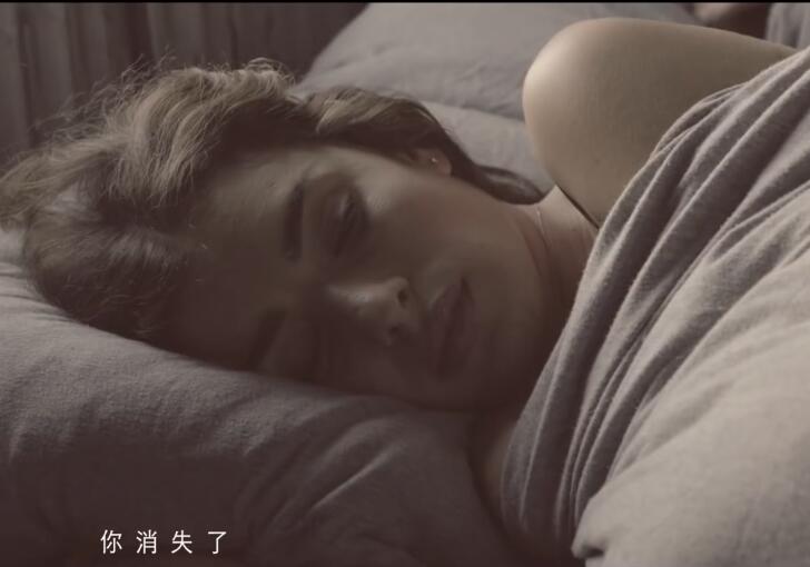 Eric周興哲《怎么了 What’s Wrong》Official Music Video – 華劇【你有念大學嗎？】片尾曲 1080P MV