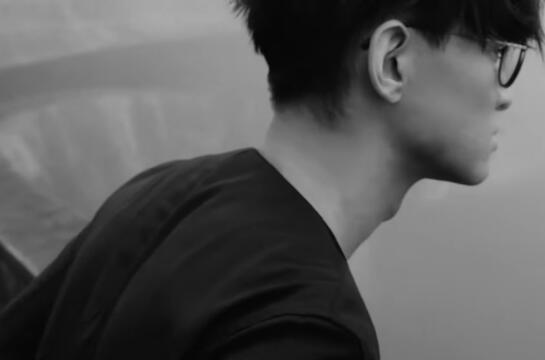 卓义峰 – 人格分裂 720P MV